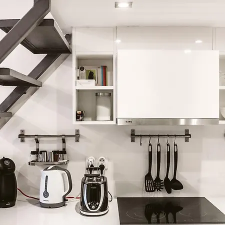 First At Andrassy Lejlighed Budapest