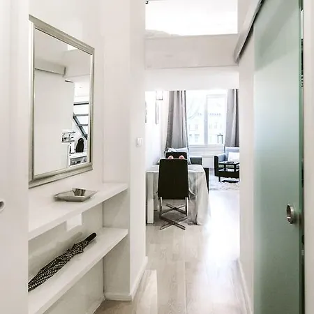 First At Andrassy Apartment *